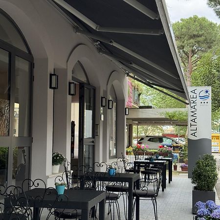 Hotel Altamarea Misano Adriatico Kültér fotó