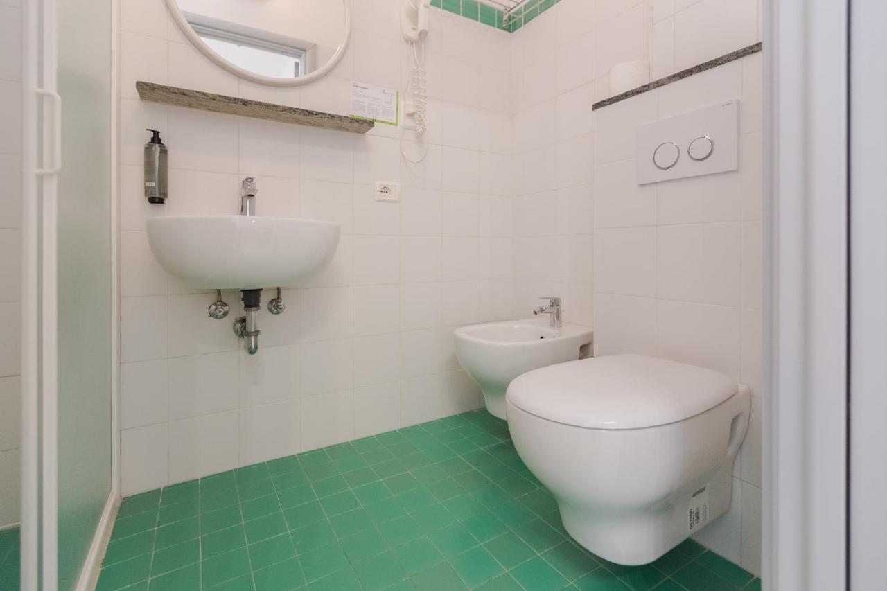 Hotel Altamarea Misano Adriatico Kültér fotó