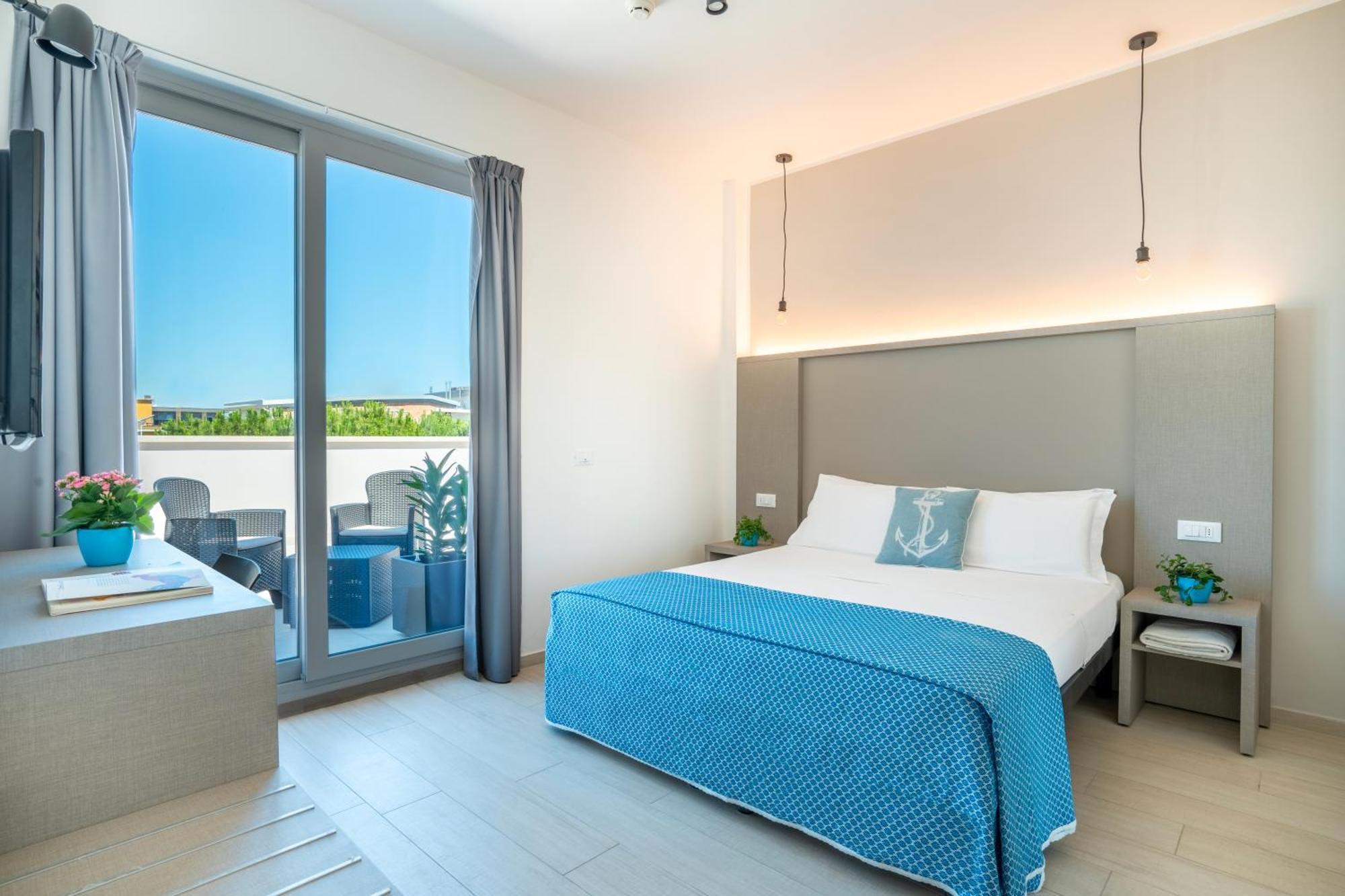Hotel Altamarea Misano Adriatico Kültér fotó